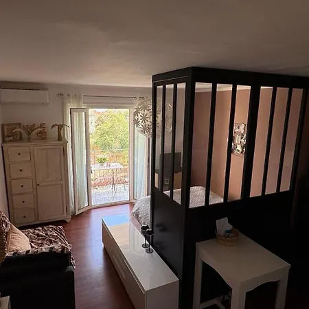 Location Saisonniere - A Apartment